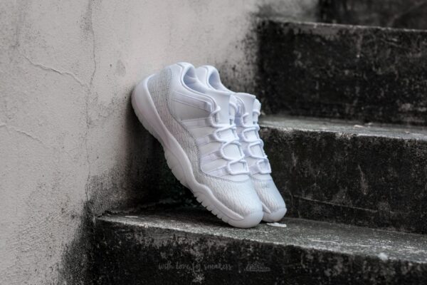 Giày Nike Air Jordan 11 Retro Low Heiress Pure Platinum 897331-100 - Ảnh 3
