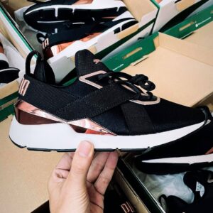 Alternative view of Giày Puma Wmns Muse X3 'Black Metallic Pink' 375131-01