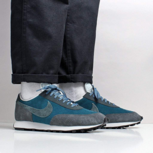 Alternative view of Giày Nike Daybreak 'Midnight Turquoise Seaweed' CU3016-300