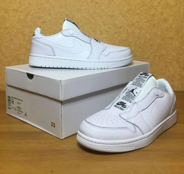 Giày Nike Wmns Air Jordan 1 Low Slip 'White' AV3918-100 - Ảnh 4
