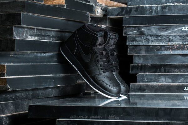 Giày Nike Air Jordan 1 Retro High OG 'Perforated' 575441-002 - Ảnh 6