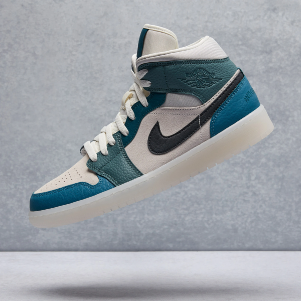 Giày Nike Wmns Air Jordan 1 Mid 'Anti Gravity Machines' DM9601-200 - Ảnh 4