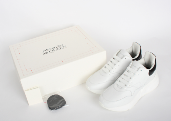 Giày Alexander McQueen Oversized Runner 'White Black' 575425-WHRU3-9034 - Ảnh 4