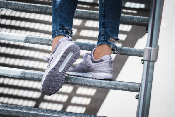 Giày New Balance 574 'Silver Suede' WS574THI - Ảnh 4