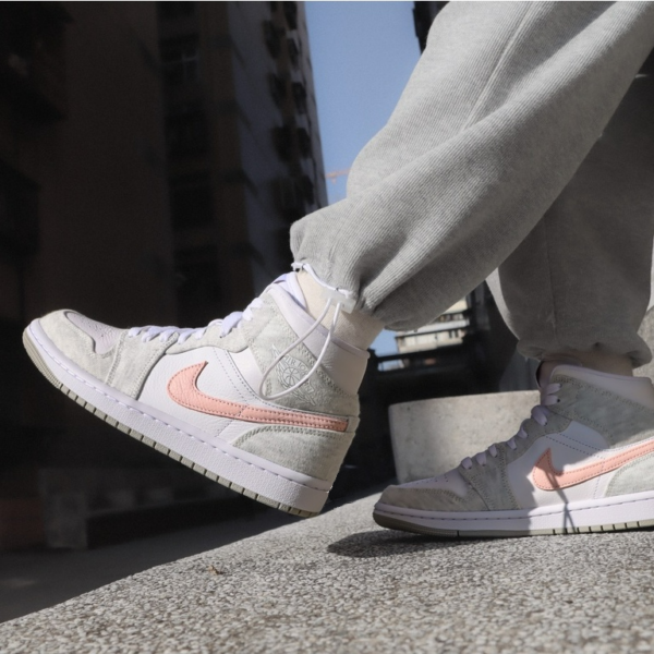 Giày Nike Wmns Air Jordan 1 Mid SE 'White Light Iron Ore' DN4045-001 - Ảnh 3