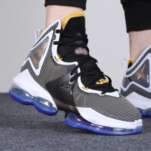 Giay Nike Lebron 19 'Hardwood Classic' DC9340-002