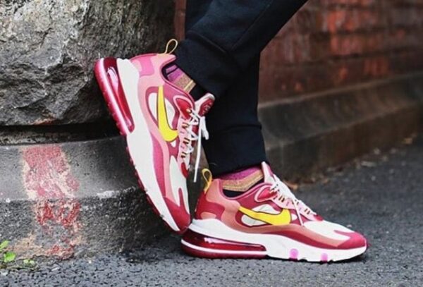 Nike Air Max 270 React 'Noble Red Team Gold' AO4971-601 - Ảnh 2