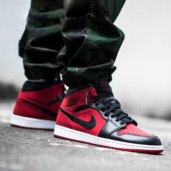 Giày Nike Air Jordan 1 Retro Mid GS 'Gym Red' 554725-610 - Ảnh 4