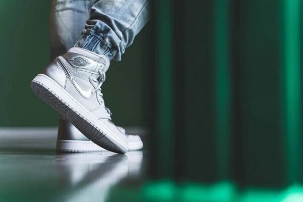 Giày Nike Air Jordan 1 Retro High CO 'Japan Neutral Grey' 575441-029 - Ảnh 3