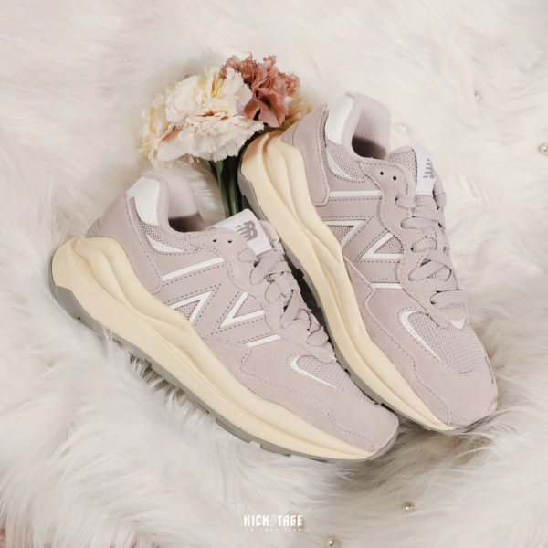 Giày New Balance Wmns 5740 'Logwood Team Cream' W5740CD - Ảnh 4