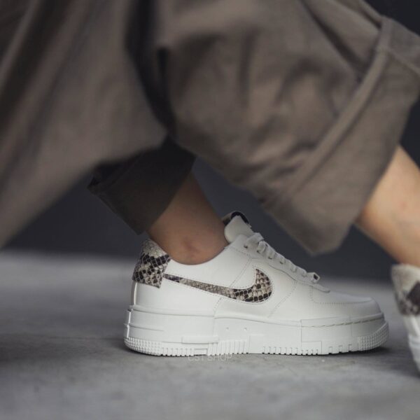 Giày Nike Air Force 1 Pixel SE 'Sail Snake' CV8481-101 - Ảnh 2