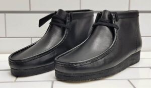 Giay Clarks Wallabee Boot 'Black' 261-55512