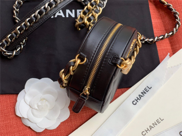Túi Chanel Clutch On Chain Gold Silver Tone Black Lambskin AP0945-B01901-94305 - Ảnh 3