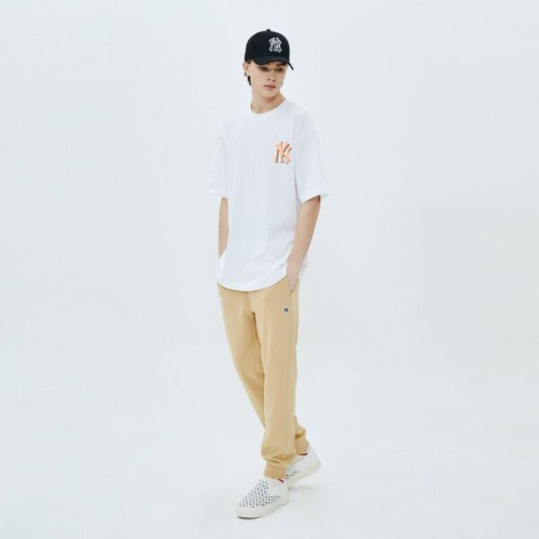 Áo MLB T Shirt New York Yankees White 31TS06031-50W - Ảnh 4
