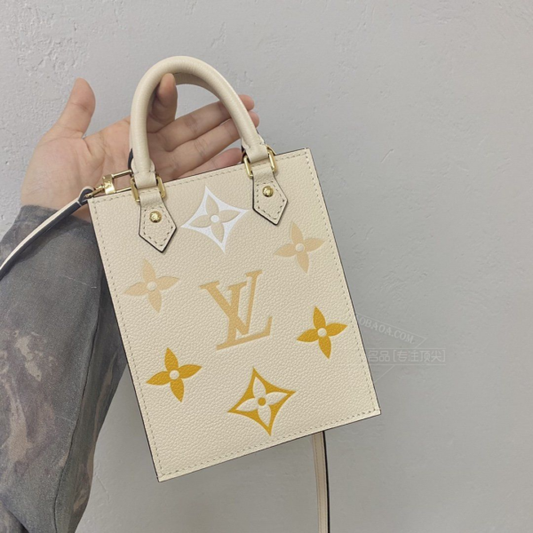 Túi Louis Vuitton Petit Sac Plat Monogram Empreinte Cream Leather M80449 - Ảnh 2