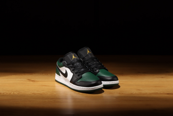 Giày Nike Air Jordan 1 Low GS 'Green Toe' 553560-371 - Ảnh 9