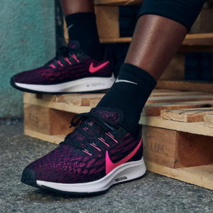 Alternative view of Giày Nike Wmns Air Zoom Pegasus 36 'Pink Blast' AQ2210-009