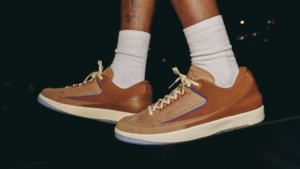 Giay Nike Two 18 x Air Jordan 2 Retro Low 'Rocky Tan' DV7129-222