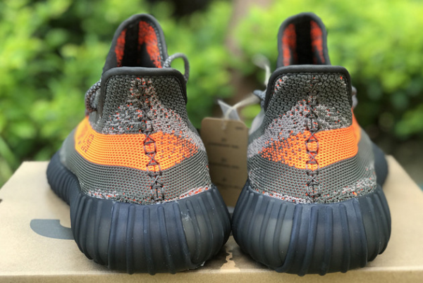 Giay Adidas Yeezy Boost 350 V2 'Carbon Beluga' HQ7045