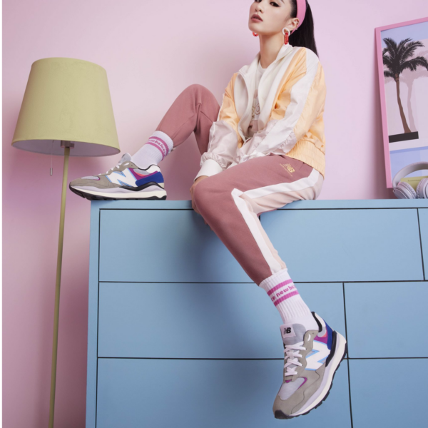 Giày New Balance IU x 5740 'Incubation' M5740DD1 - Ảnh 4