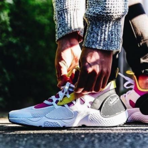 Alternative view of Giày Nike Air Huarache E.D.G.E TXT 'Magenta Yellow' BQ5206-500