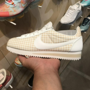 Alternative view of Giày Nike Wmns Classic Cortez QS 'Summit White' BV4890-100