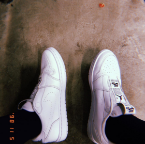 Alternative view of Giày Nike Wmns Air Jordan 1 Retro Low Slip 'White' AV3918-101