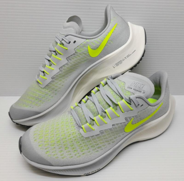 Giày Nike Air Zoom Pegasus 37 GS 'Smoke Grey Volt' CJ2099-003 - Ảnh 2