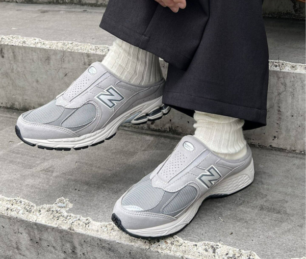 Giày New Balance 2002R Mule 'Grey Silver' M2002RMI - Ảnh 4