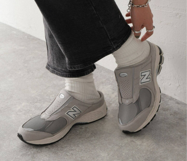 Giày New Balance 2002R Mule 'Grey Silver' M2002RMI - Ảnh 3