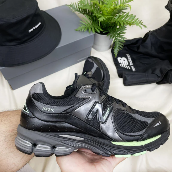 Giày New Balance 2002R 'Black Green' M2002RLD - Ảnh 5