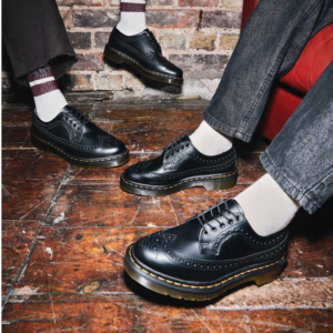 Alternative view of Giày Dr. Martens 3989 Yellow Stich Brogue 'Black' 22210001