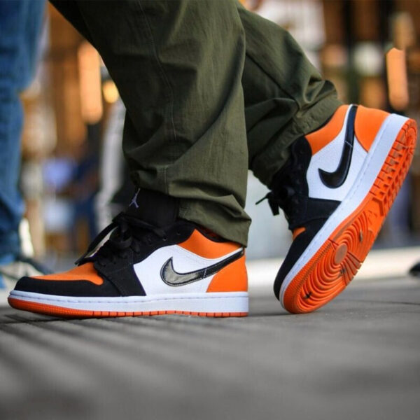 Giày Nike Air Jordan 1 Low GS 'Shattered Backboard' 553560-128 - Ảnh 2