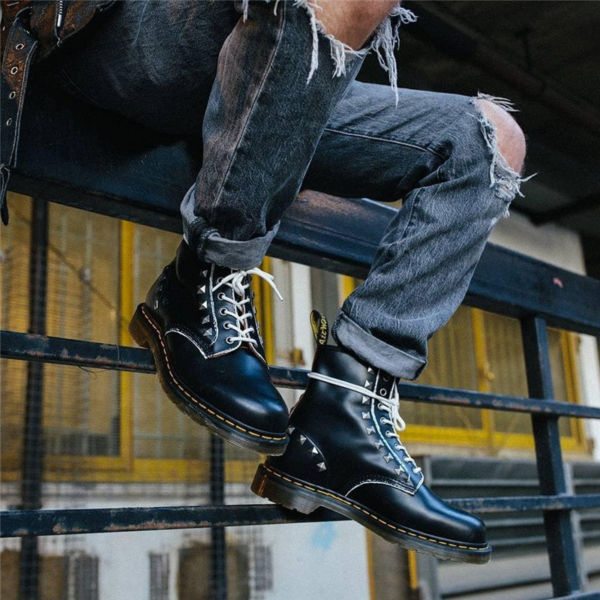 Giày Dr. Martens 1460 Stud Black Rolled Vintage Smooth Boots 25202001 - Ảnh 2