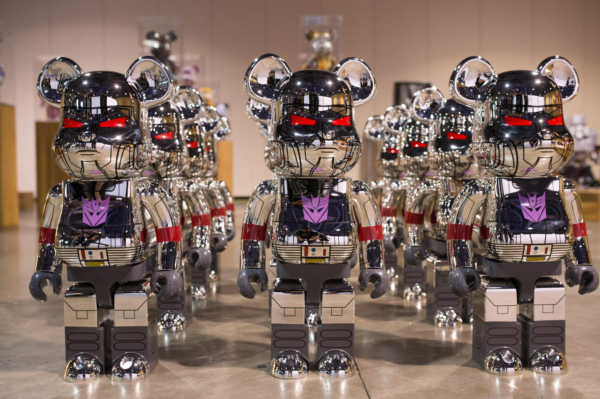 Mô Hình Bearbrick BAIT x Medicom Transformer Megatron Silver - Ảnh 4