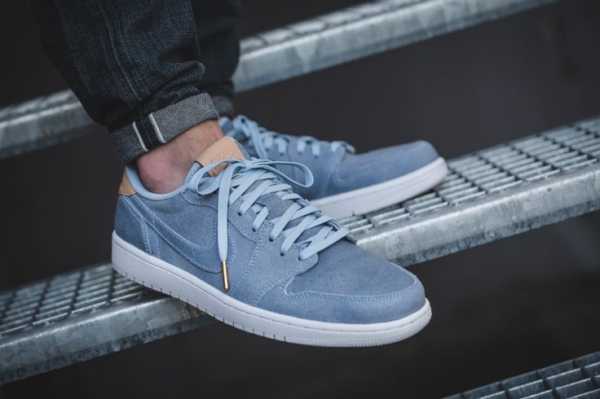 Giày Nike Air Jordan 1 Retro Low OG Premium 'Ice Blue' 905136-402 - Ảnh 3