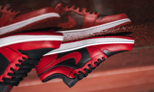 Giày Nike Air Jordan 1 Low GS 'Reverse Bred' 553560-605 - Ảnh 15