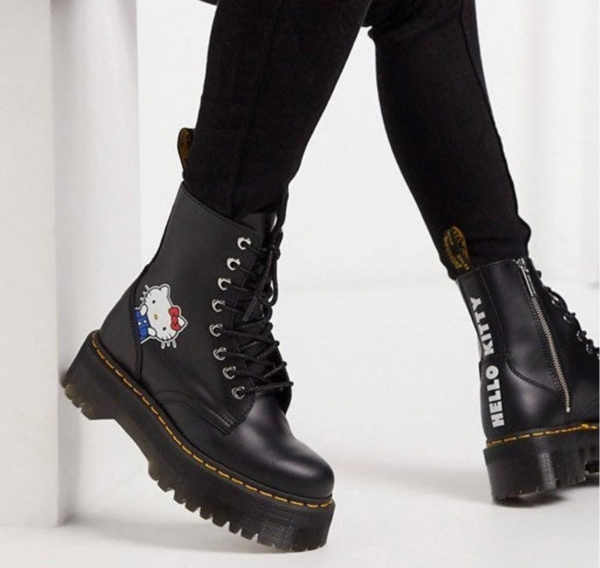 Giày Dr. Martens x Hello Kitty Jadon 25913001 - Ảnh 8