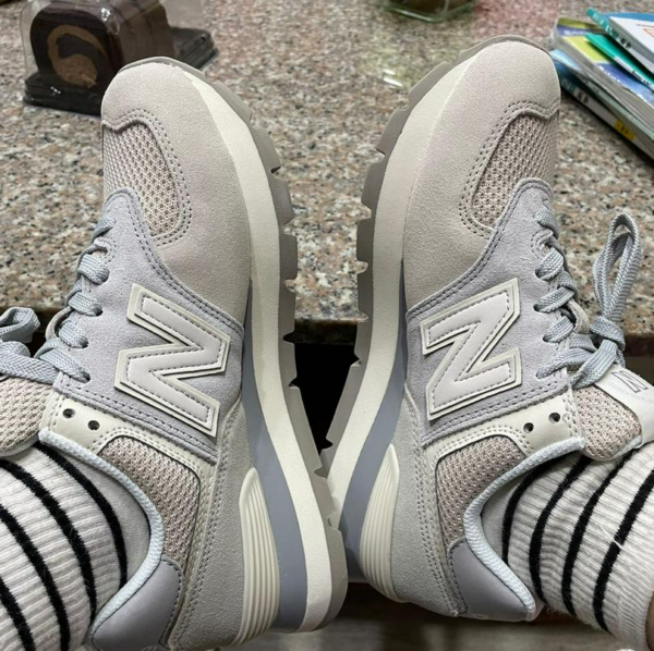 Giày New Balance 574 Classic 'Timberwolf' ML574DCT - Ảnh 3