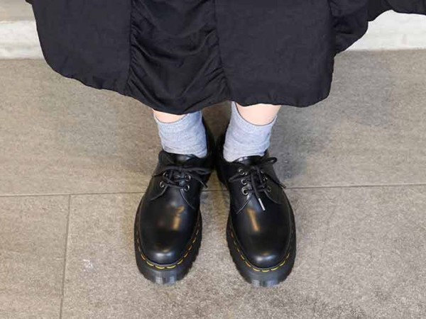 Giày Dr.Martens 1461 Quad Black Polished Smooth Black 25567001 - Ảnh 8