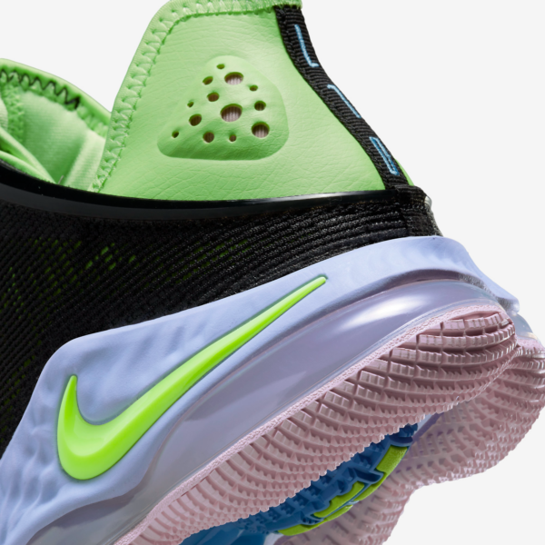 Giay Nike LeBron 19 Low 'Ghost Green' DO9829-001