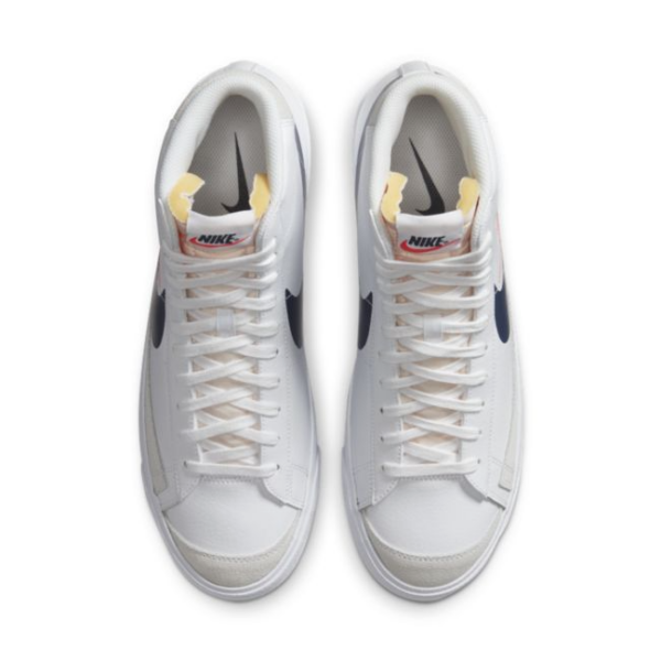 Giay Nike Blazer Mid 77 Vintage 'Reverse Logo' DA4651-100