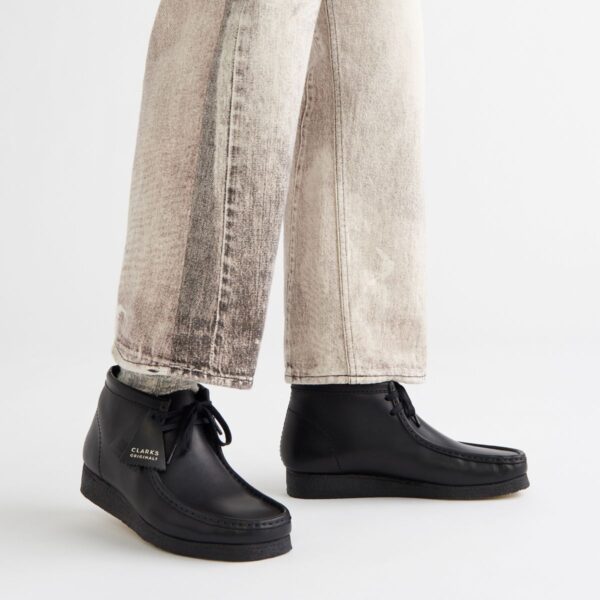 Giay Clarks Wallabee Boot 'Black' 261-55512
