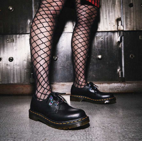 Giày Dr.Martens 1461 Iridescent Hardware Lace Up 'Black' 26414001 - Ảnh 2