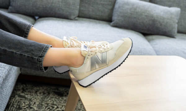 Giày New Balance Wmns 237 'Sea Salt Silver Metallic' WS237CB - Ảnh 5