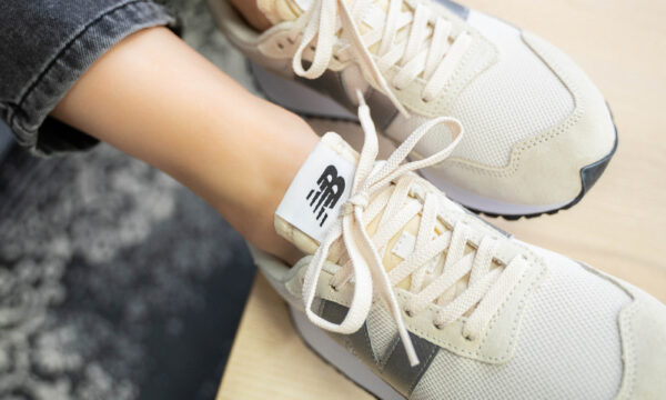 Giày New Balance Wmns 237 'Sea Salt Silver Metallic' WS237CB - Ảnh 4