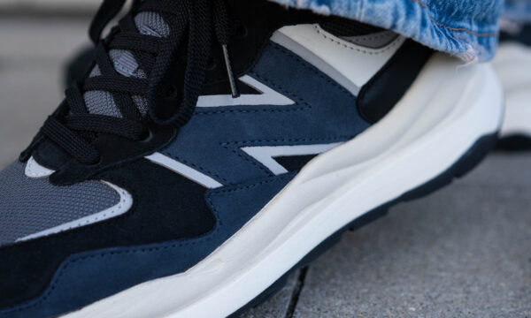 Giày New Balance Wmns 574 'Navy' W5740LB - Ảnh 3