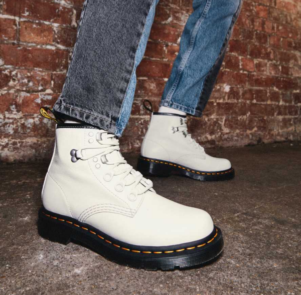 Giày Dr.Martens 101 Hardware Virginia Leather 'White' 26862115 - Ảnh 5