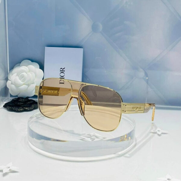 Kính Nữ Dior Signature A3U Gold Pilot DSGTA3UXR