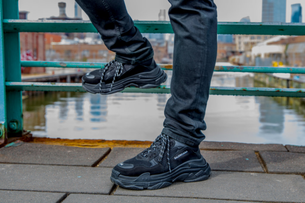 Giày Balenciaga Triple S Sneaker Black 524036 W2CA1 1000 - Ảnh 6